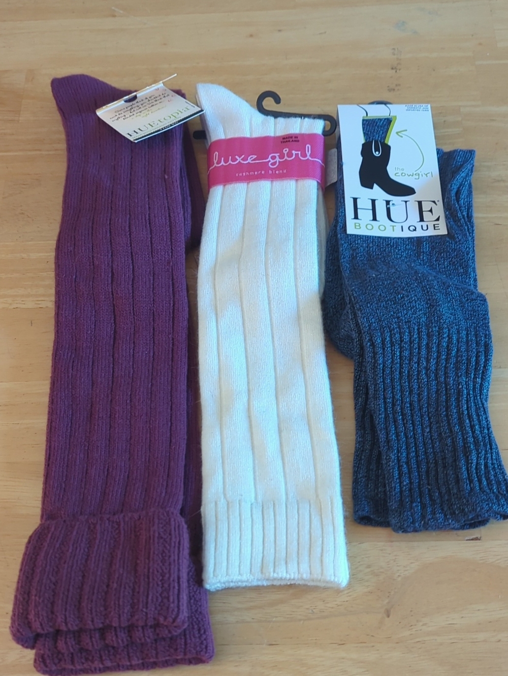 Luxe Girl White Ribbed Knee-Highs with HUE Plum and Blue Ribbed Pairs